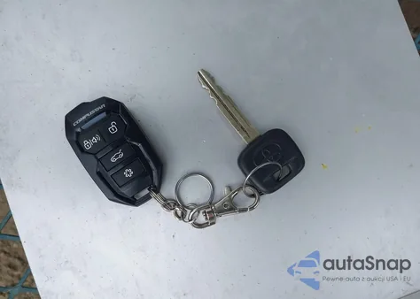 2009 Toyota Yaris из США, поврежденный, VIN JTDBT903891335710